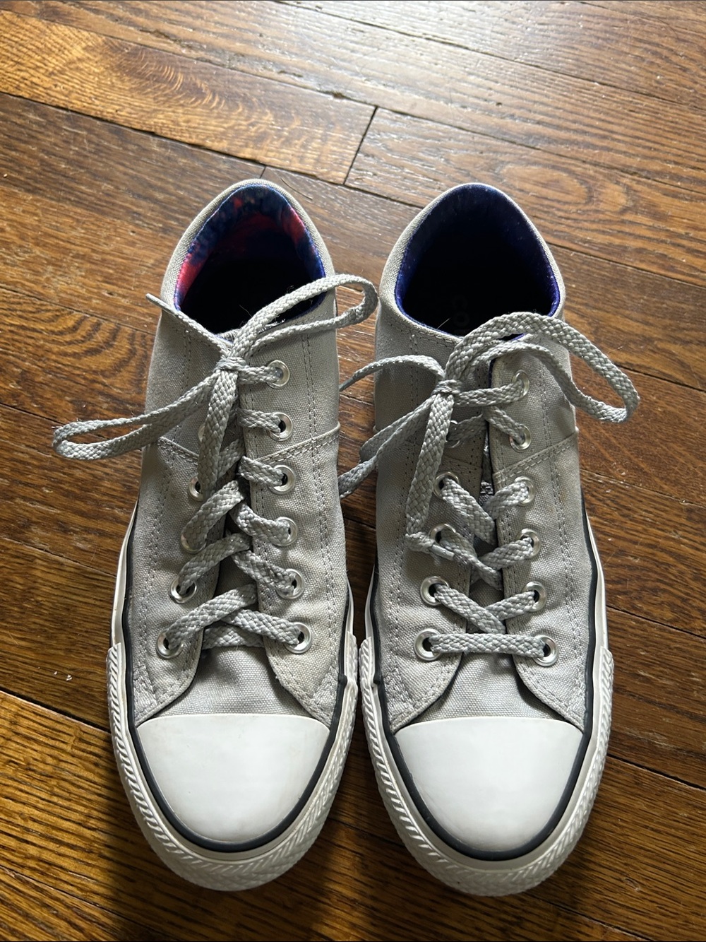 Classic Woman’s Low-Top Canvas Sneakers in Light Gray